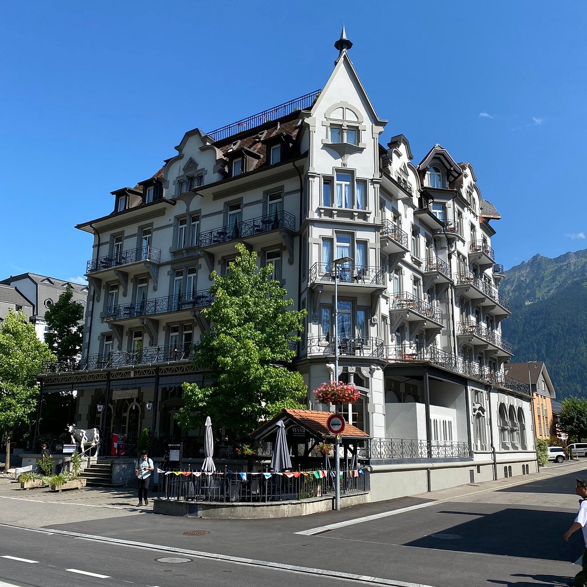 Fachada histórica do Carlton - Europe Vintage Adults Hotel em Interlaken