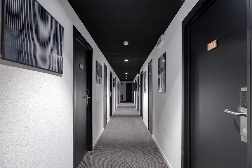 Corredor do Hotel Aris Grand-Place