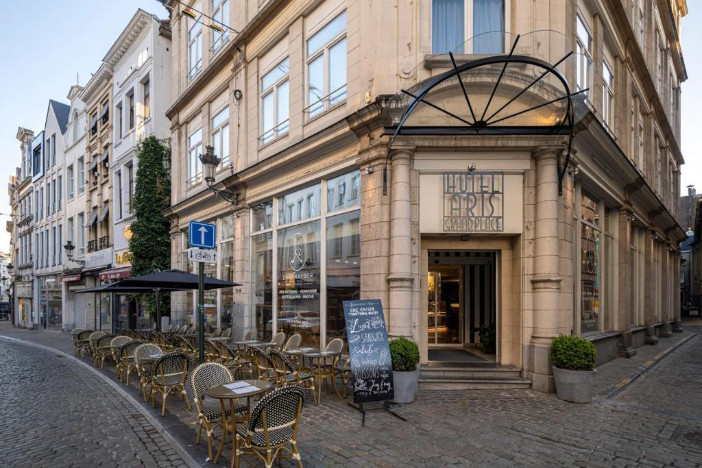 Fachada do Hotel Aris Grand-Place